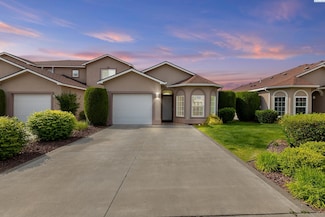 9910 Vincenzo Dr, Pasco, WA 99301