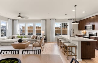 4 Winslow Ln Unit 412, Grafton, MA 01536