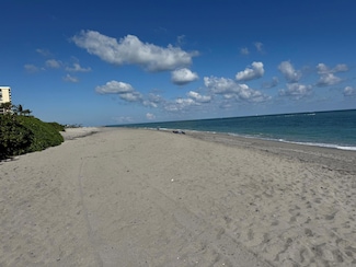 100 Ocean Trail Way Unit 208, Jupiter, FL 33477