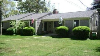 8 Paulinda Rd, Pocasset, MA 02559
