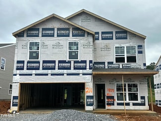 1807 Fox Meadows Cir, Bluff City, TN 37618