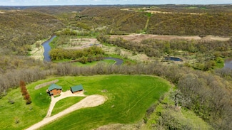 52303 Monroe Ln, Eastman, WI 53826