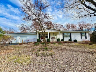 25 Barbara Dr, High Hill, MO 63350