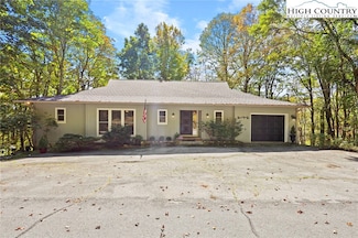 202 Cliffside Ln, Seven Devils, NC 28604