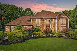 132 Countryside Dr, Broadview Heights, OH 44147