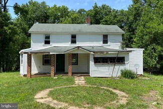 12991 W Hatton Rd, Newburg, MD 20664