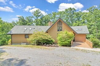 3956 Apache Rd, Salem, VA 24153