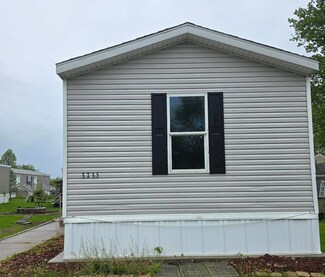 3735 Glenkirk Ln Unit 69, Oshkosh, WI 54904
