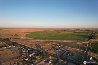 2169 Road 20 NW, Soap Lake, WA 98851
