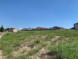 55 Prada MacHin Dr, Laredo, TX 78046