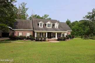 2230 Wildwood Dr, Florence, MS 39073