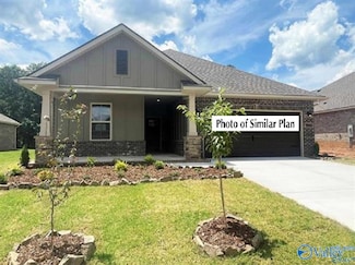 8823 Old Middlestown Rd SE, Huntsville, AL 35748