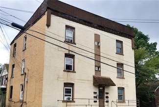3 Camp Ave, Braddock, PA 15104