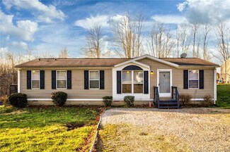 455 Floyd St, Corydon, IN 47112