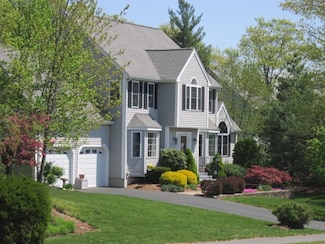 22 Harmony Trail, Hopedale, MA 01747