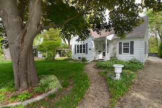 122 W Allen St, Ottawa, IL 61350