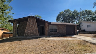 7526 Valley Oak St, Live Oak, TX 78233