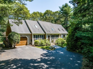 82 Nobadeer Rd, Centerville, MA 02632