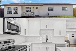 8240 Jacaranda Ave, Seminole, FL 33777