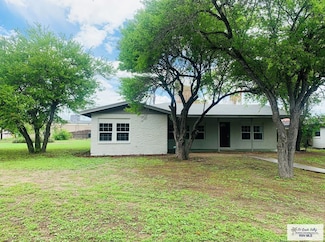 1218 S 16th St, Harlingen, TX 78550
