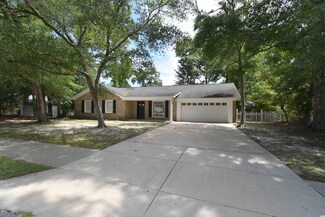 326 14th Ave S, Surfside Beach, SC 29575