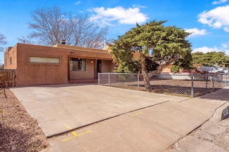 508 Ponderosa Ave NW, Albuquerque, NM 87107