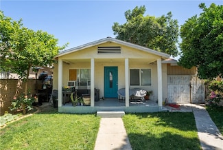 215 E 11th St, Pomona, CA 91766
