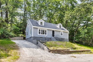 9 Margaret St, Burlington, MA 01803