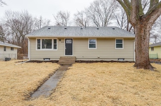 630 Cheryl St NE, Minneapolis, MN 55432