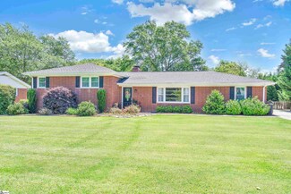 104 Central Ave, Mauldin, SC 29662