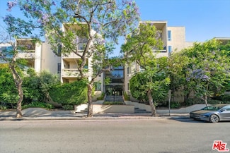 8960 Cynthia St Unit 211, West Hollywood, CA 90069