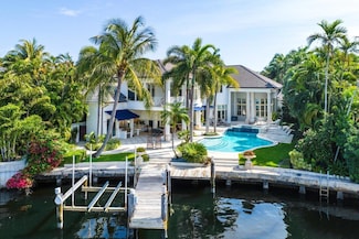 616 Seasage Dr, Delray Beach, FL 33483