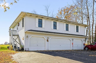 3163 S Bank Rd NE, Millersport, OH 43046