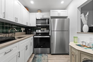 275 Farnham L, Deerfield Beach, FL 33442