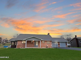 223 Edgewood Dr, Hastings, PA 16646