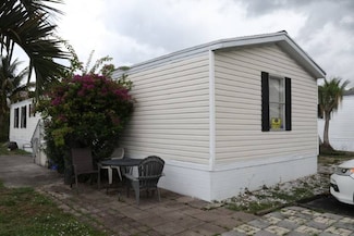 2300 NW 17th Ave Unit 416, Boynton Beach, FL 33436