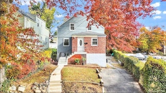 27 Dell Ave, Mount Vernon, NY 10553