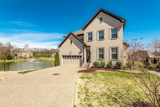 1004 Ramble, Hendersonville, TN 37075
