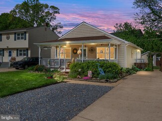 5708 Bay View Pkwy, Churchton, MD 20733