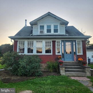 1459 Troy Hawk Run Hwy, Philipsburg, PA 16866