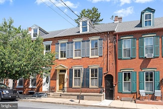 355 E Chestnut St, Lancaster, PA 17602