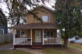 38 Winona St W, Saint Paul, MN 55107