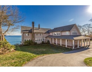 86 Hesperus Ave, Gloucester, MA 01930