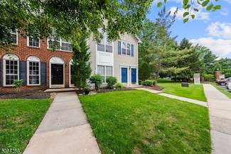 6 Amethyst Way Unit 13G2, Franklin Park, NJ 08823
