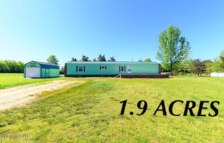 74 Connie Ross Rd, Como, MS 38619