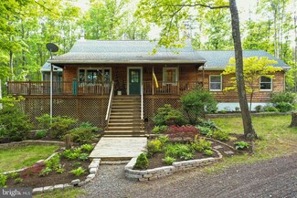 611 Ponds Ct, Berkeley Springs, WV 25411
