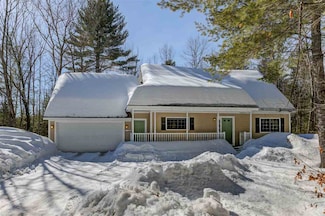 27 Sands Cir, Center Conway, NH 03813