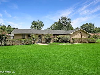 5846 Clubview Dr, Jackson, MS 39211