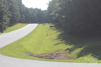 100 Rivercliff Dr E Unit 10, Connelly Springs, NC 28612