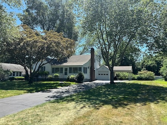 125 Pine Orchard Rd, Branford, CT 06405